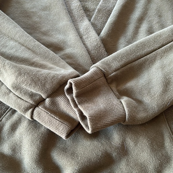 Zyia hoodie - Picture 4 of 5